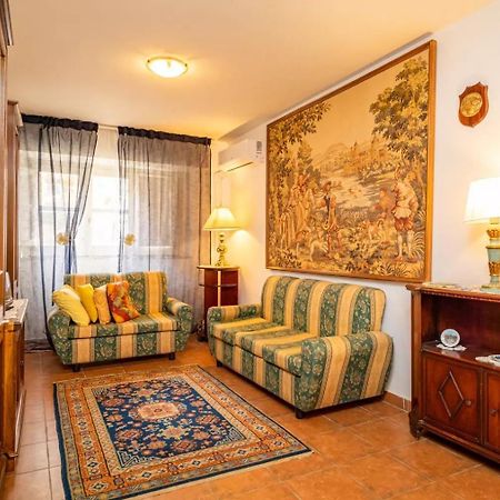 House Stephanotus Катанія Екстер'єр фото